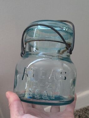 Vintage Atlas E-Z Seal BLUE Canning Jar With Wire Bail And Glass Lid Gardening